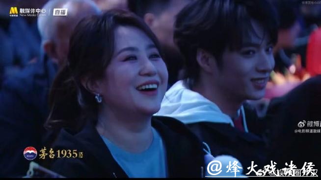 马丽刘耀文真情演绎母子情,张艺谋称其天赋适合电影舞台 马丽刘耀文真情演绎母子情,张艺谋称其天赋适合电影舞台