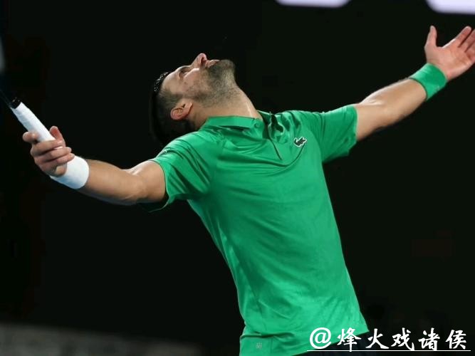 五盘苦战击败辛纳 德约科维奇晋级澳网男单决赛 五盘苦战击败辛纳 德约科维奇晋级澳网男单决赛